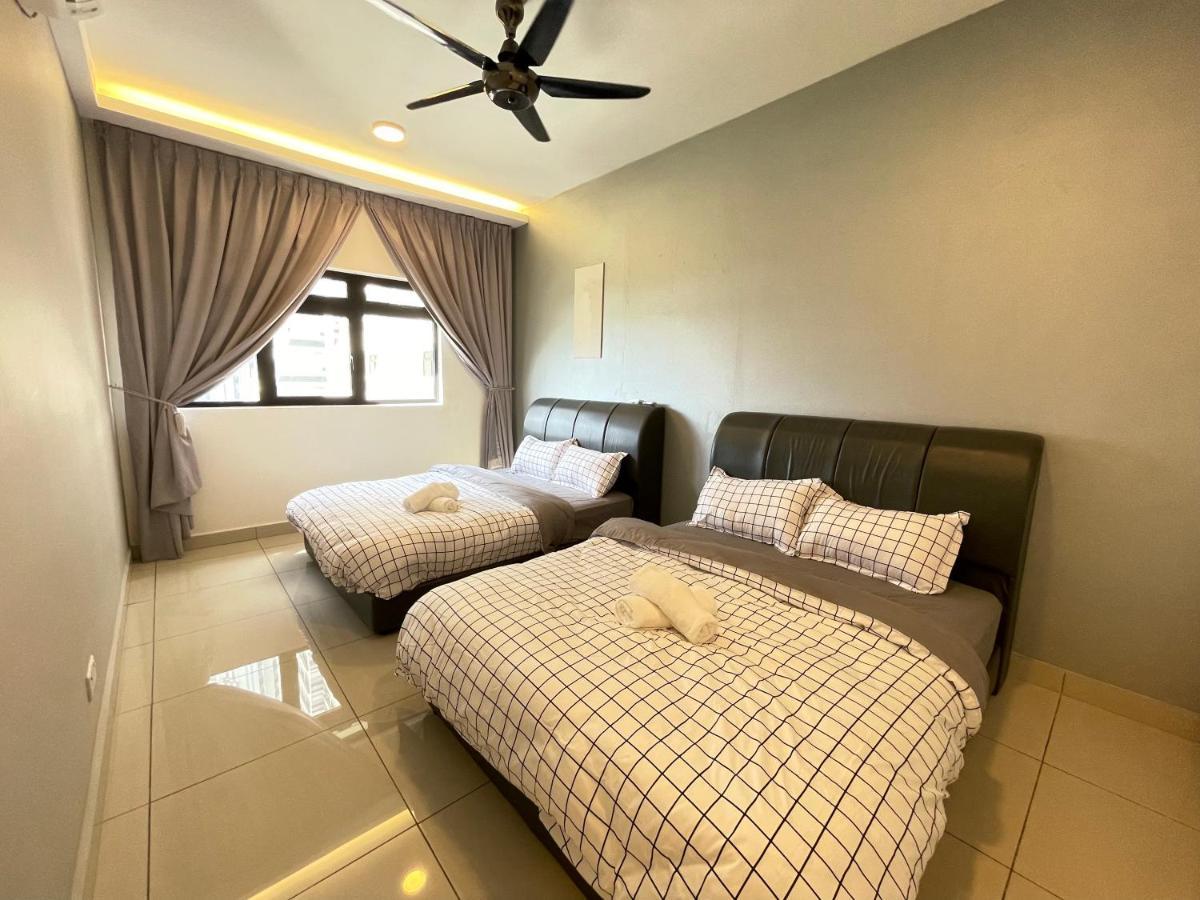 Meridin Medini By Wp Homestay Nusajaya  Esterno foto