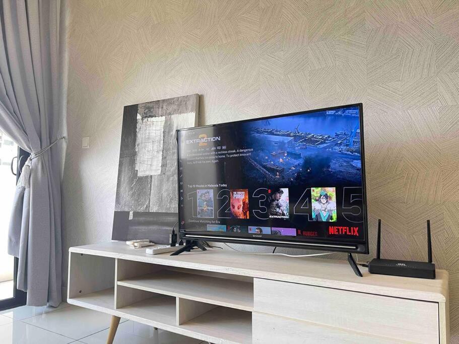 Meridin Medini By Wp Homestay Nusajaya  Esterno foto